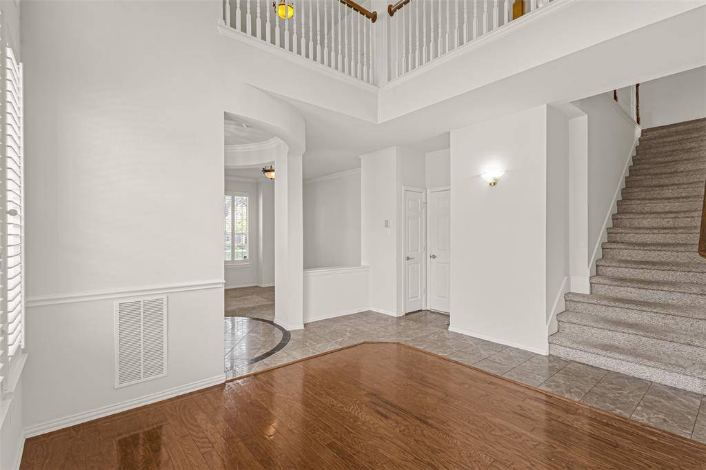 2007 Chittam Drive, Euless, TX 76039