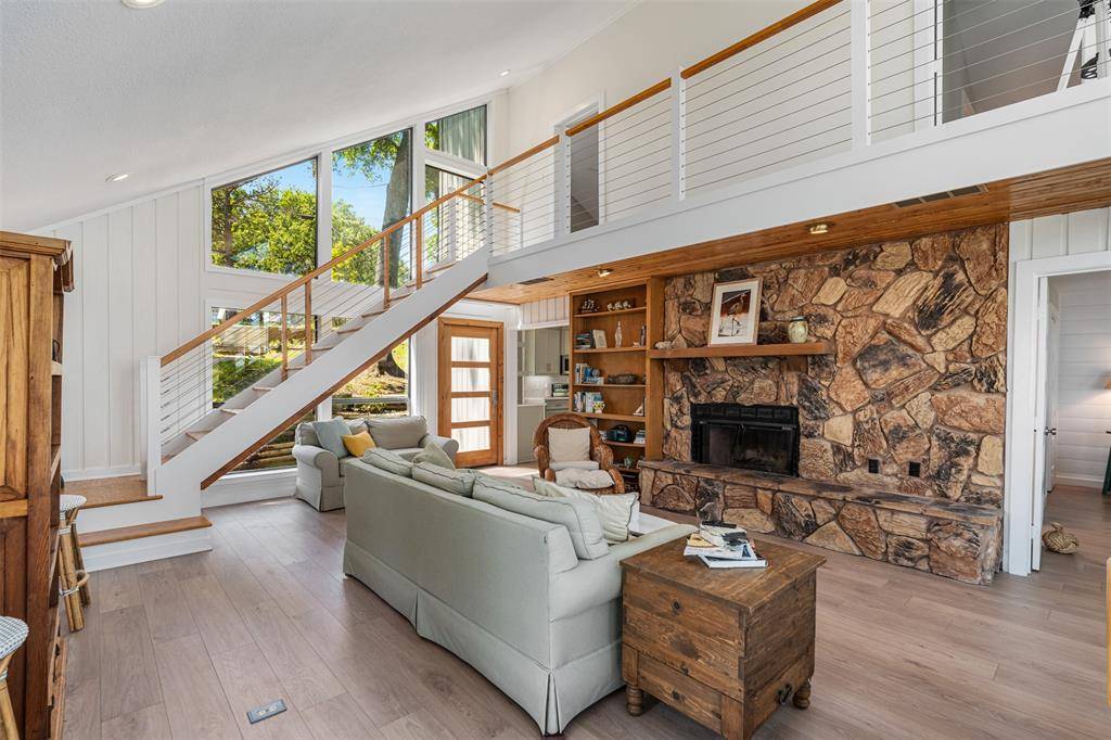 513 Winding Shore Drive, Tool, TX 75143