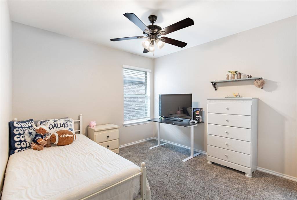 610 Autumn Avenue, Justin, TX 76247