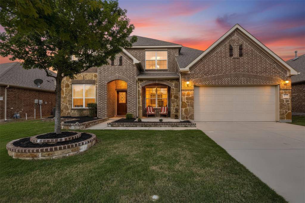 8025 Ponwar Drive, Fort Worth, TX 76131