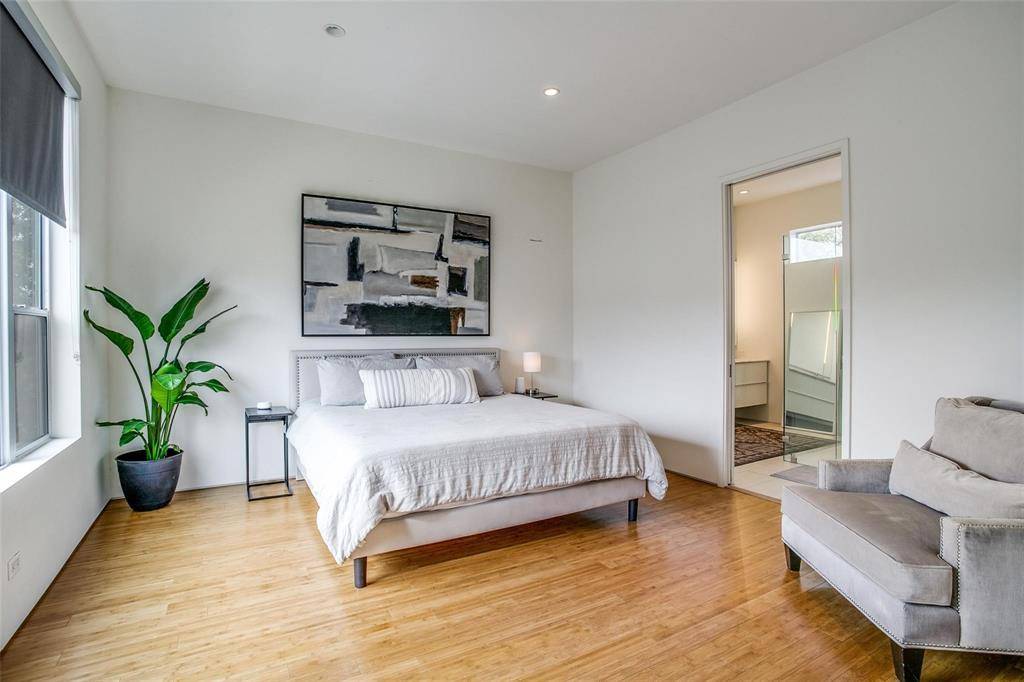 4401 Roseland Avenue #A, Dallas, TX 75204