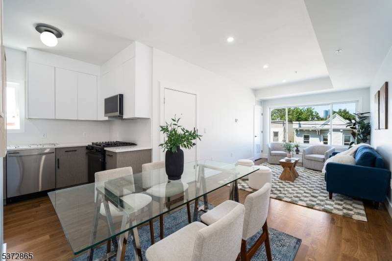 67 Virginia Ave #3, Jersey City, NJ 07304