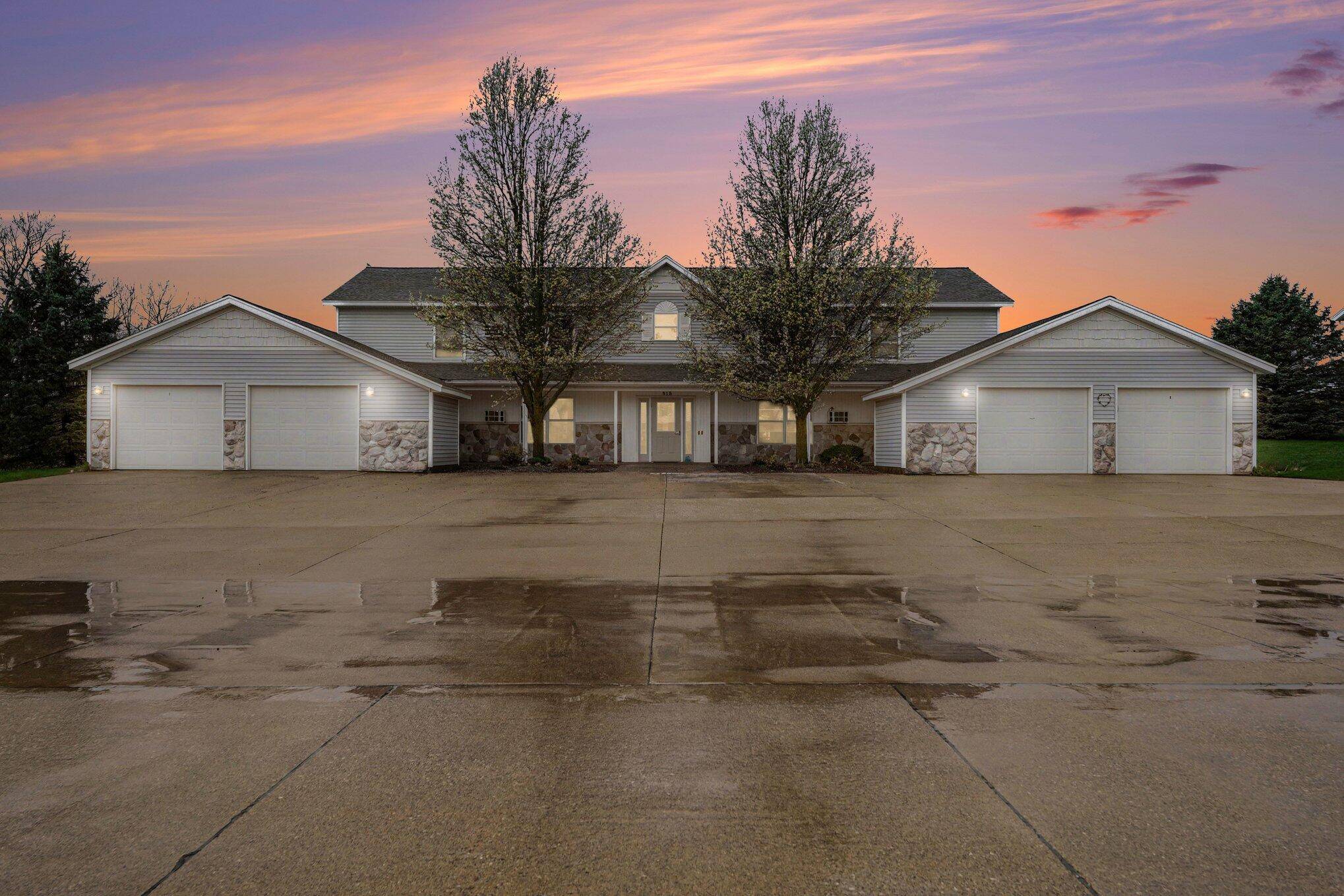 613 Trinity DR ##1, Leighton Twp, MI 49316