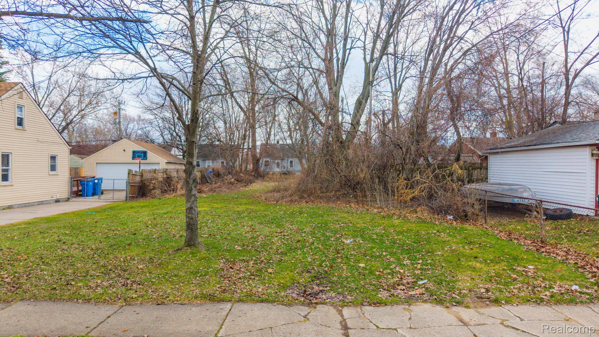 24759 Hopkins ST, Dearborn Heights, MI 48125