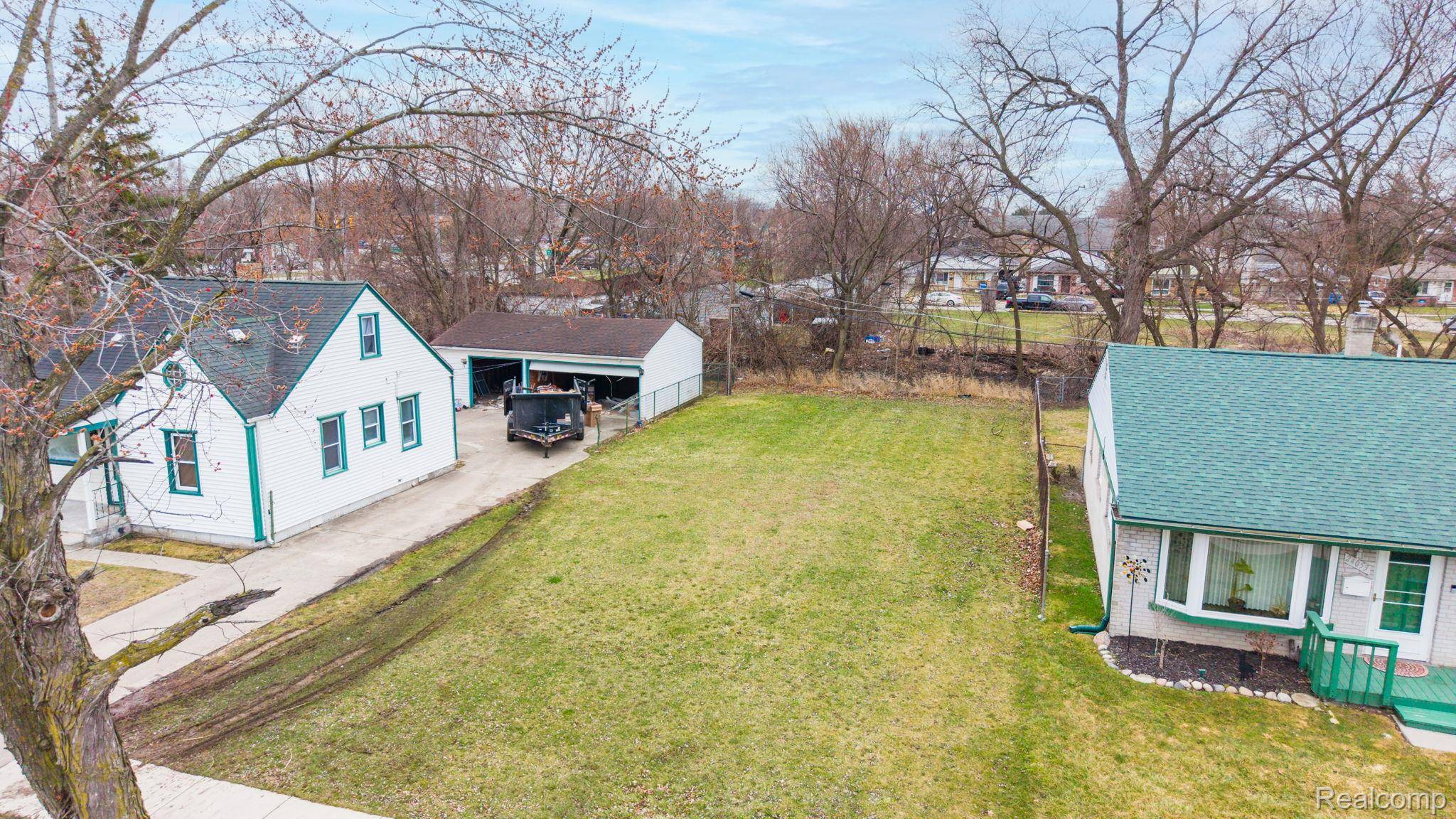 24045 Currier ST, Dearborn Heights, MI 48125