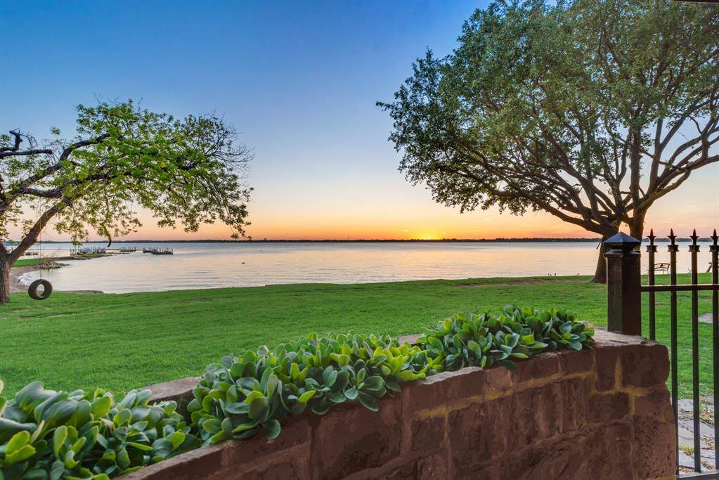 4002 Mediterranean Street, Rockwall, TX 75087