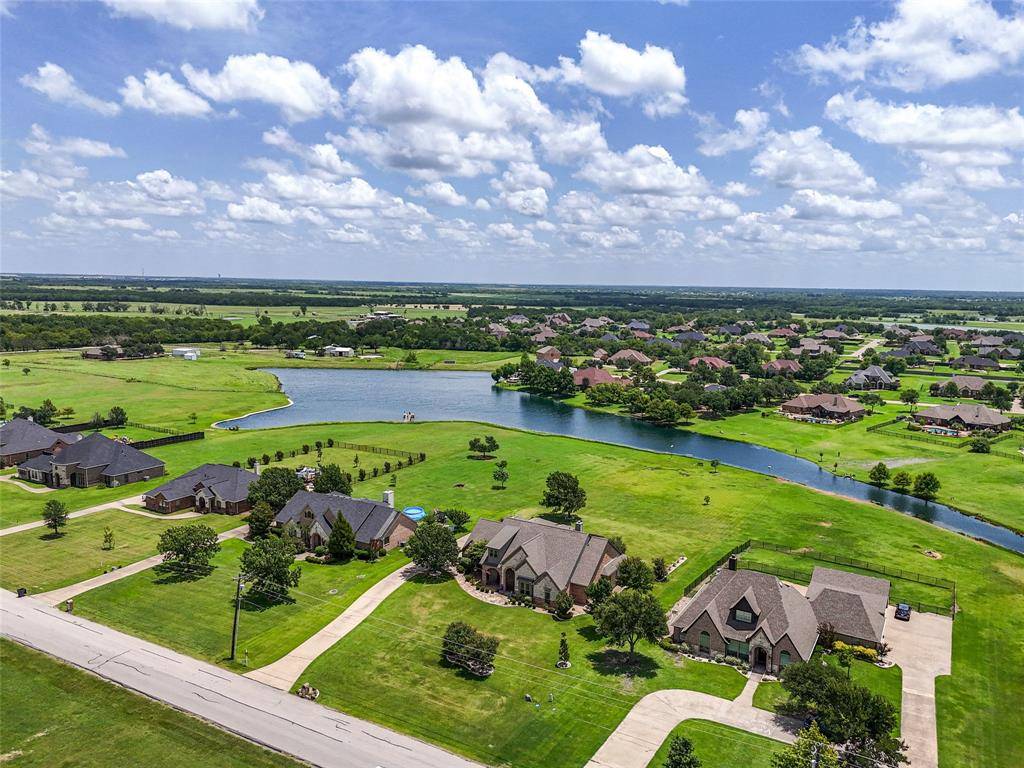 10204 County Road 213, Talty, TX 75126
