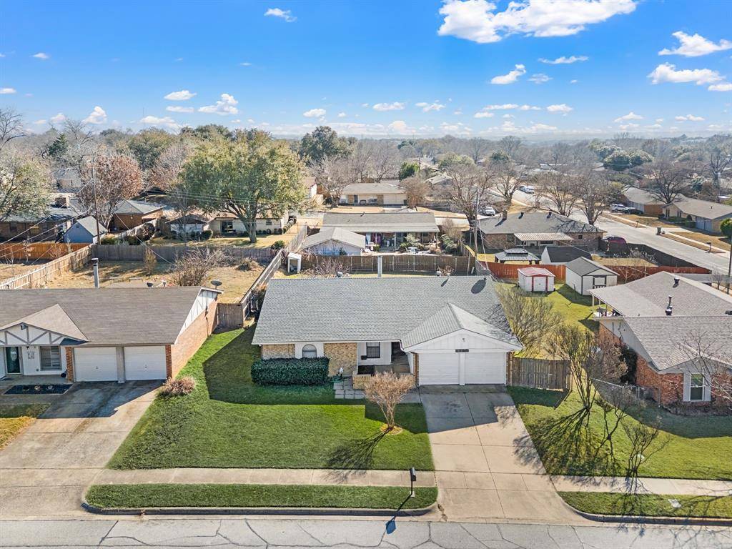 1720 Winchester Way, Bedford, TX 76022