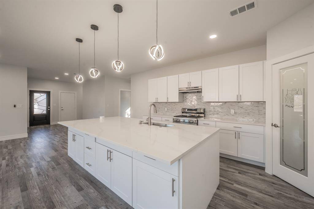 6315 Kemrock Drive, Dallas, TX 75241