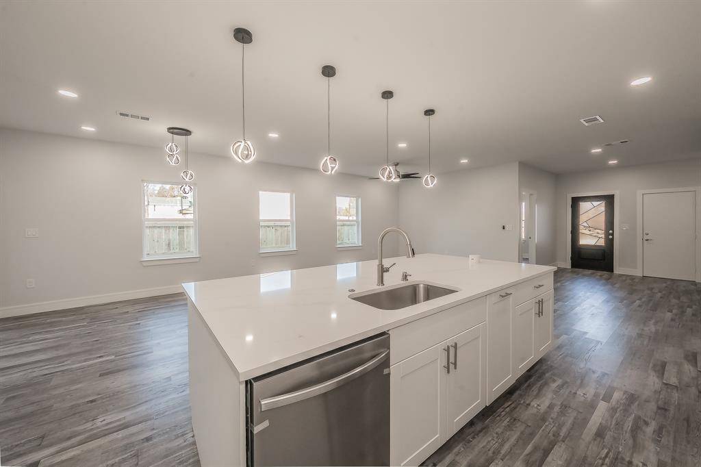 6315 Kemrock Drive, Dallas, TX 75241