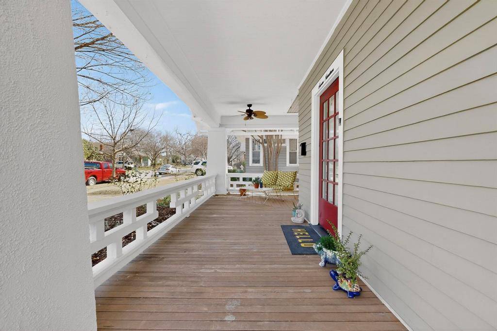 719 Dumont Street, Dallas, TX 75214