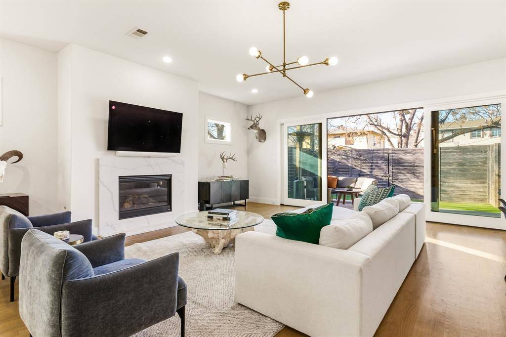 4827 Newmore Avenue, Dallas, TX 75209