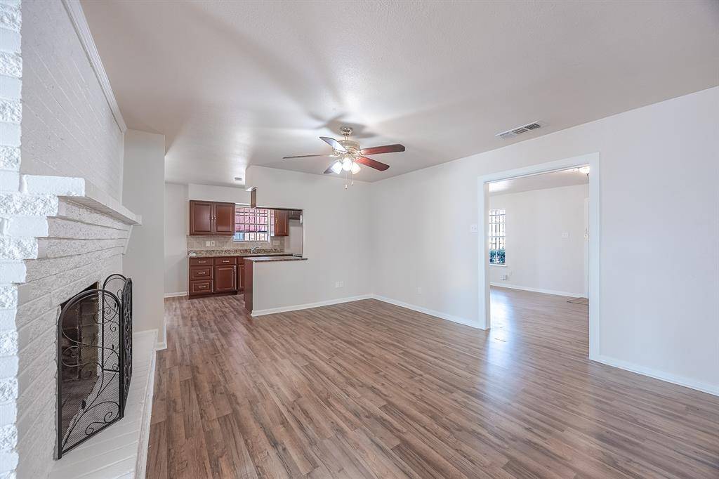 9610 Jennie Lee, Dallas, TX 75227