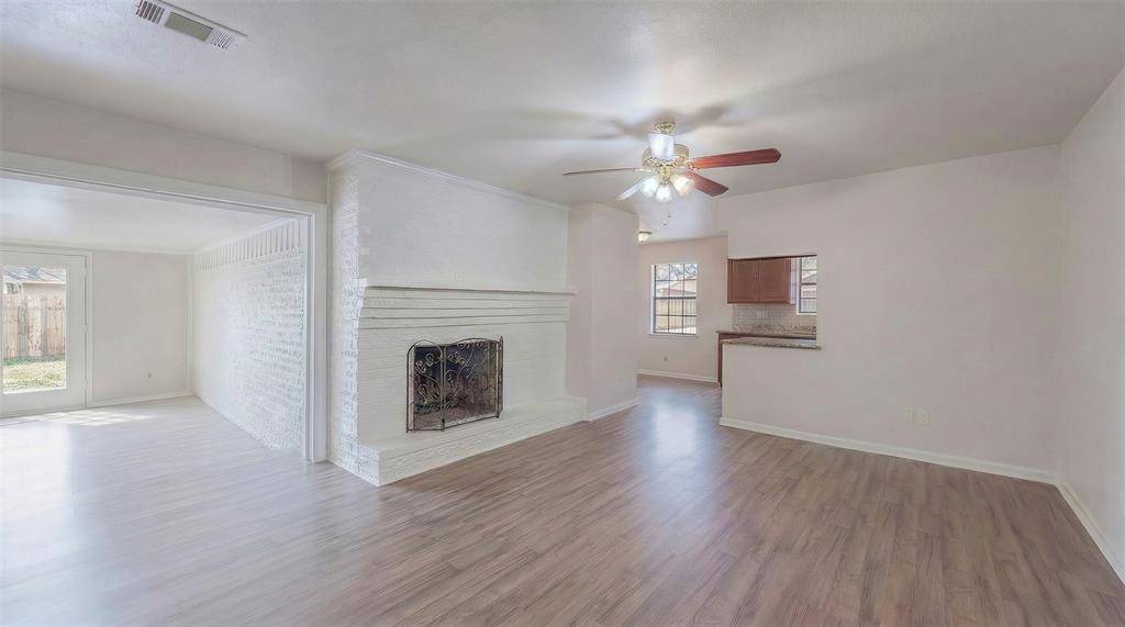 9610 Jennie Lee, Dallas, TX 75227