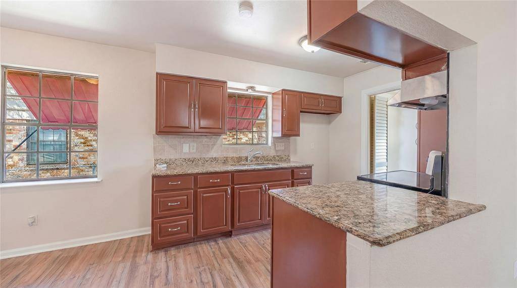 9610 Jennie Lee, Dallas, TX 75227
