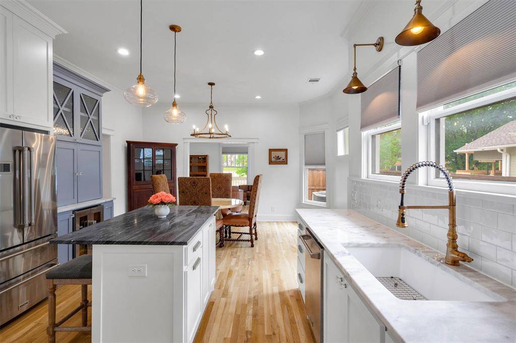 5727 Victor Street, Dallas, TX 75214