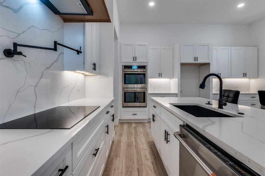 2802 Guymon Street, Dallas, TX 75212