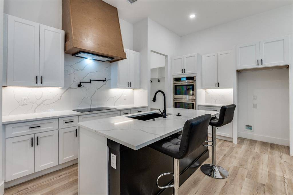 2804 Guymon Street, Dallas, TX 75212