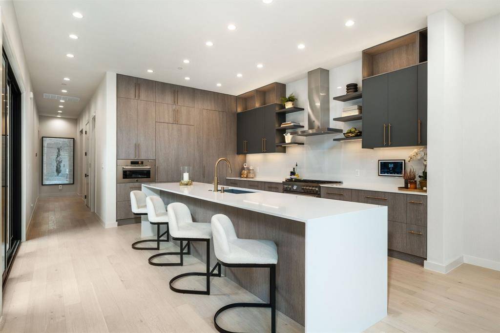 207 Morningside Drive, Roanoke, TX 76262