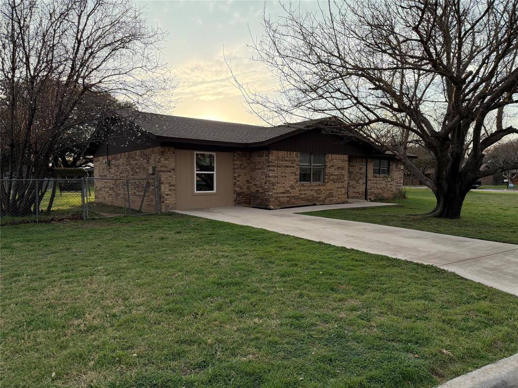 133 Bowie Circle, Brownwood, TX 76801