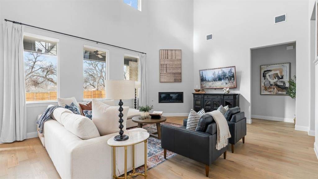 1633 Keneipp Road, Carrollton, TX 75006