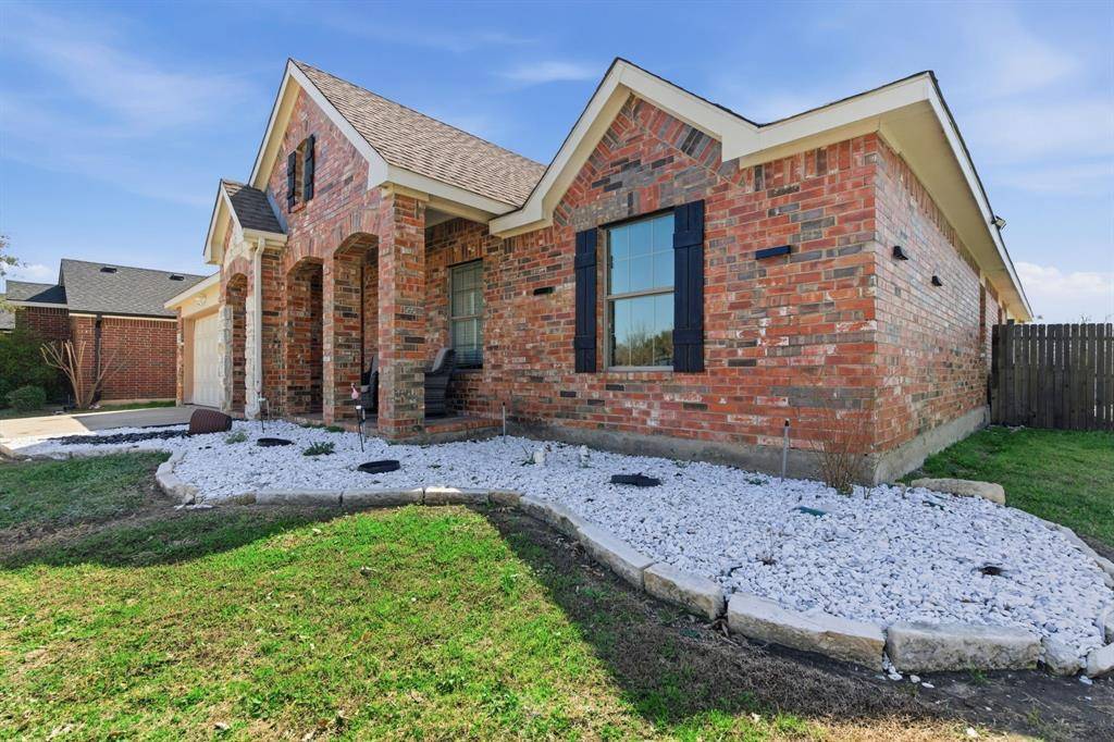 9469 Fox Hill, Fort Worth, TX 76131