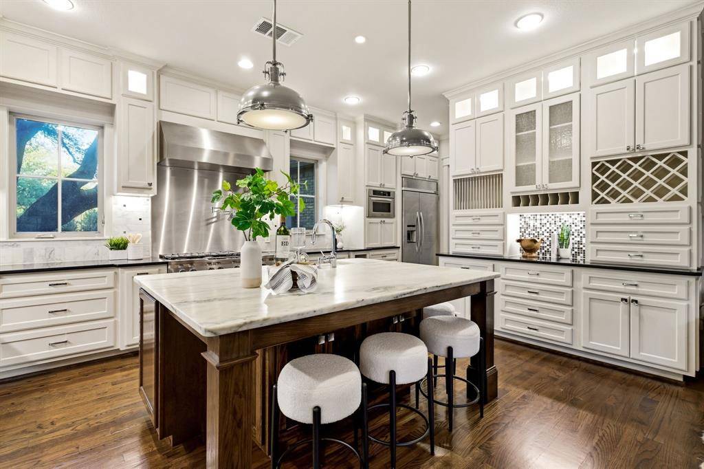 1 Roundrock Circle, Richardson, TX 75080