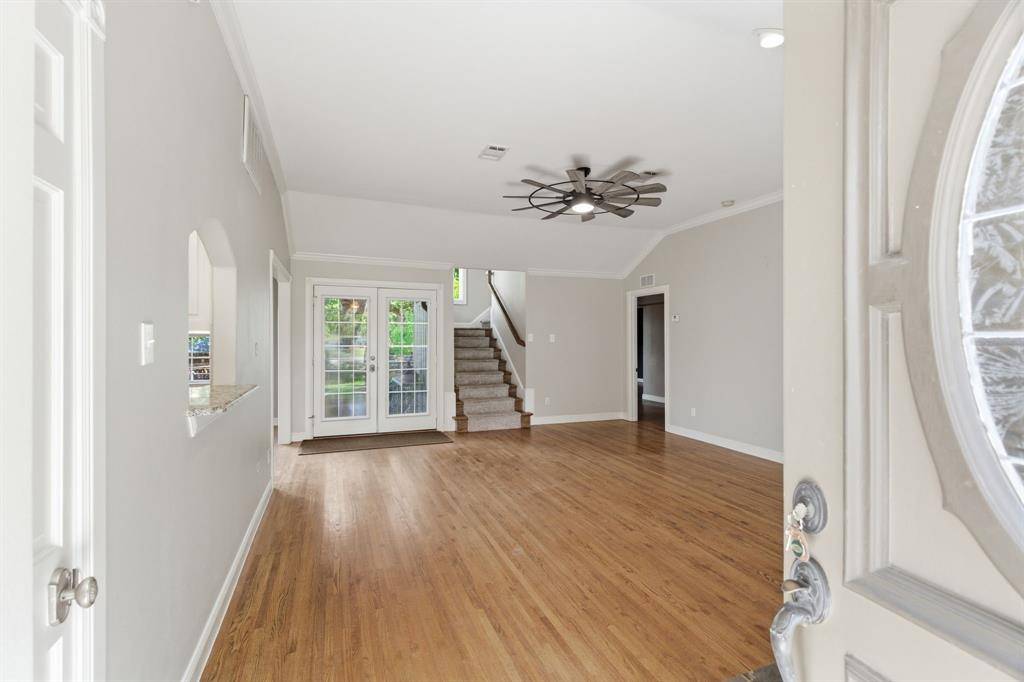 3526 Lakeridge Drive, Grapevine, TX 76051