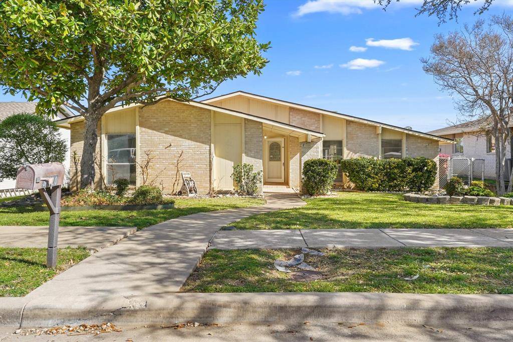 3020 Ravine Trail, Carrollton, TX 75007