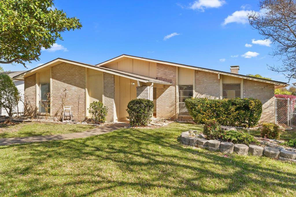 3020 Ravine Trail, Carrollton, TX 75007