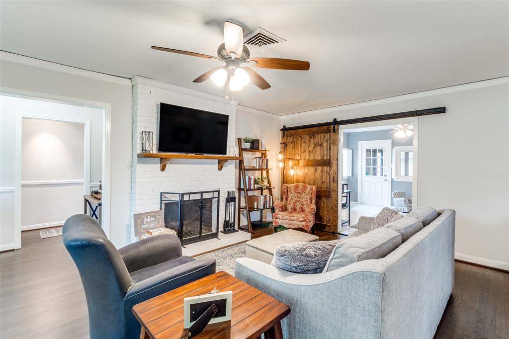 649 Northlake Drive, Dallas, TX 75218