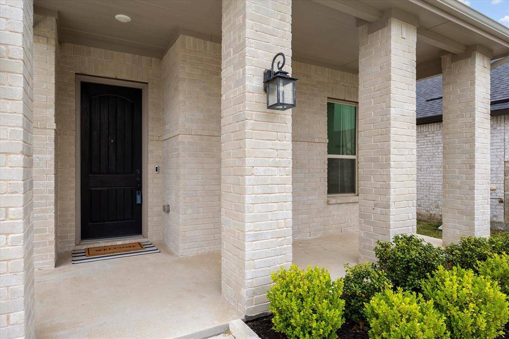 571 Bradley Drive, Fate, TX 75087