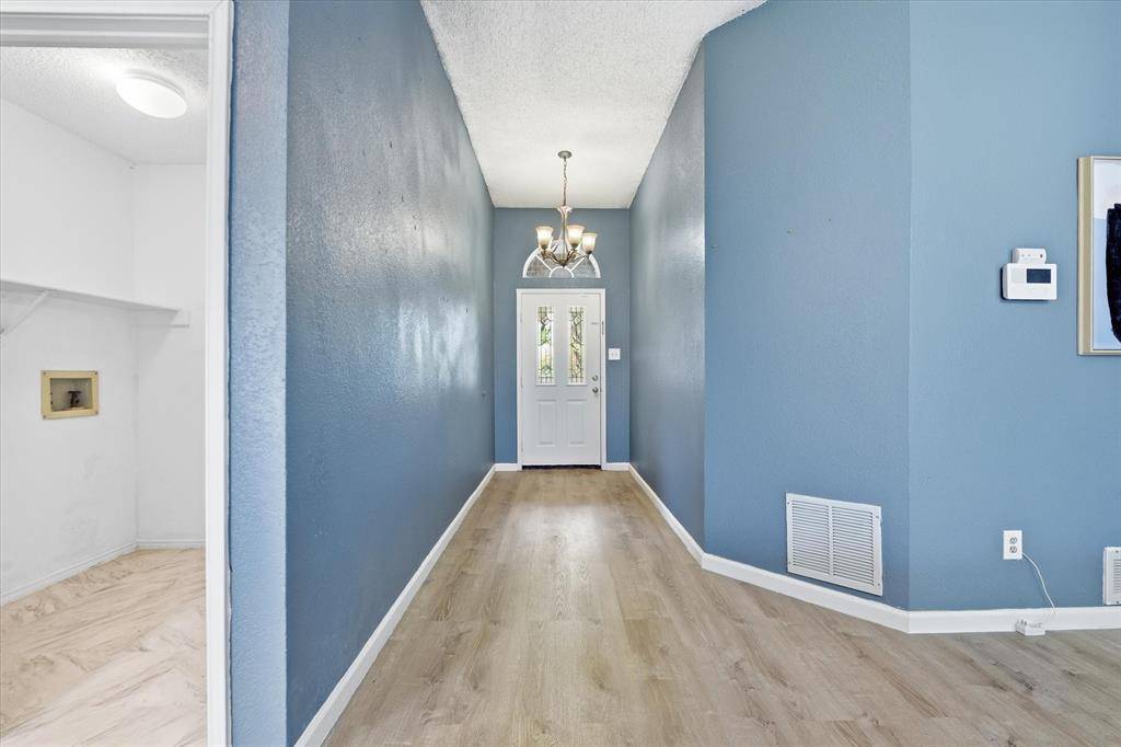 5312 Grand Mesa Drive, Fort Worth, TX 76137