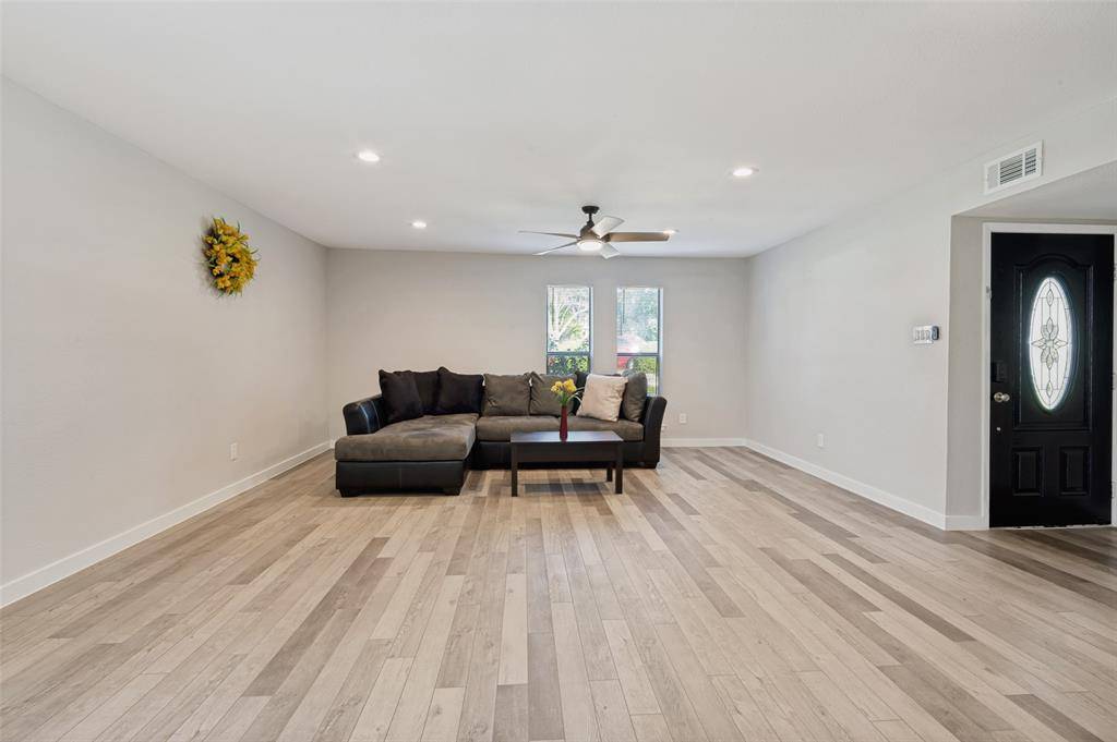 1742 Delaford Drive, Carrollton, TX 75007