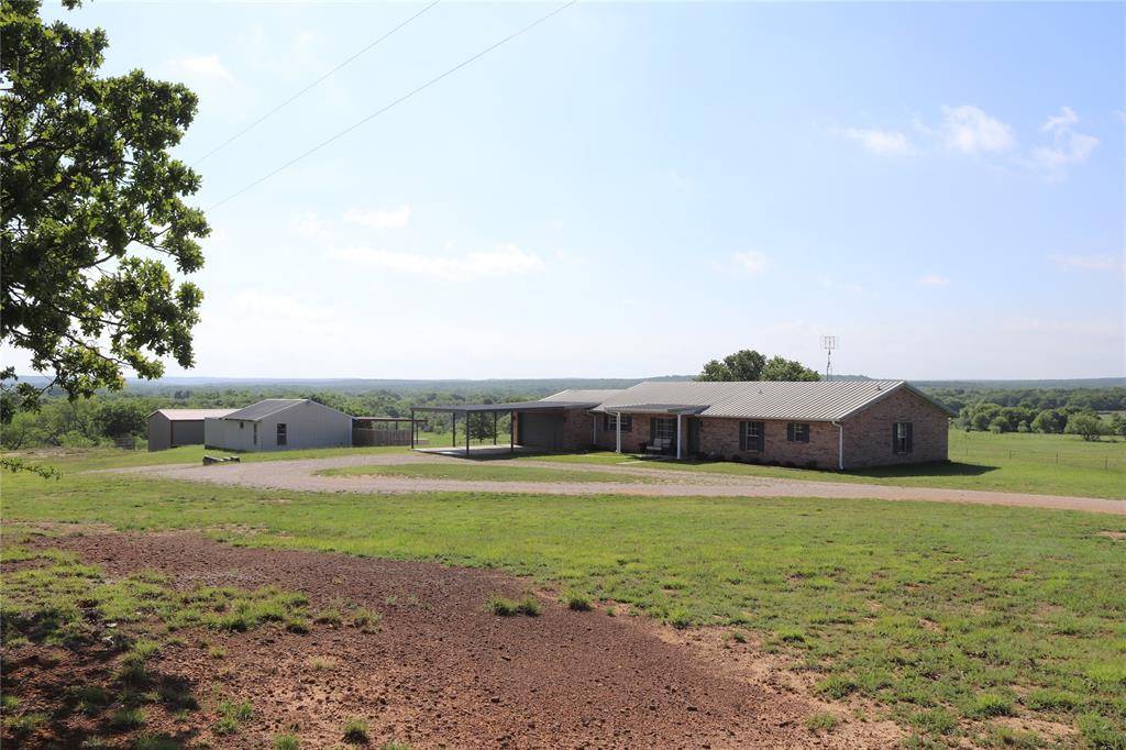 957 Frog Hollar, Bowie, TX 76230