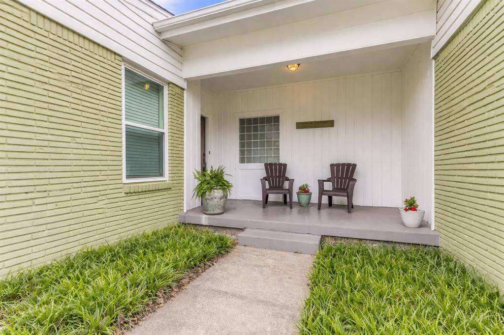 2309 Prichard Lane, Dallas, TX 75227