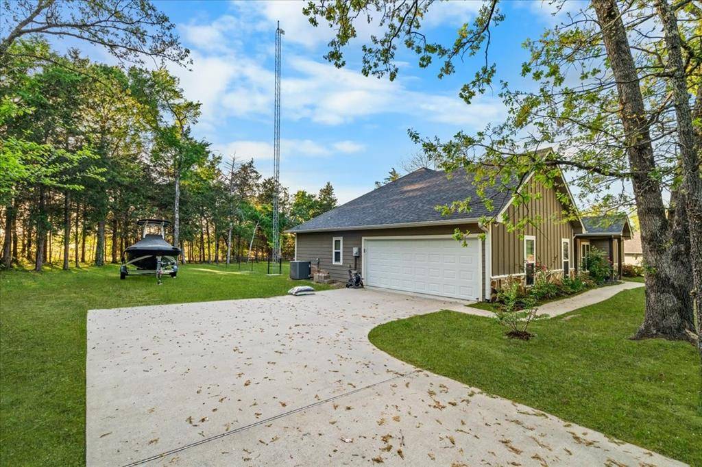 617 Rs County Road 1180, Emory, TX 75440