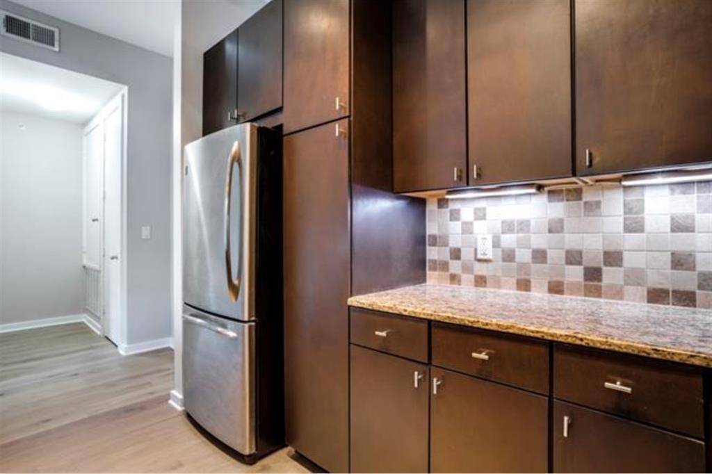 2950 Mckinney Avenue #209, Dallas, TX 75204