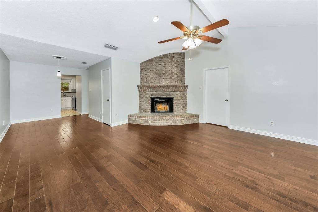 3015 Clover Lane, Euless, TX 76039