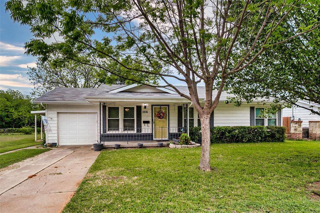 1816 Eden Avenue, Haltom City, TX 76117