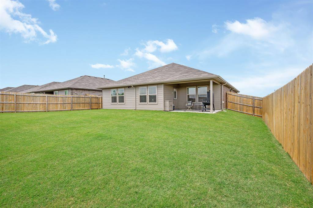 13521 Gunsmoke Lane, Cresson, TX 76035