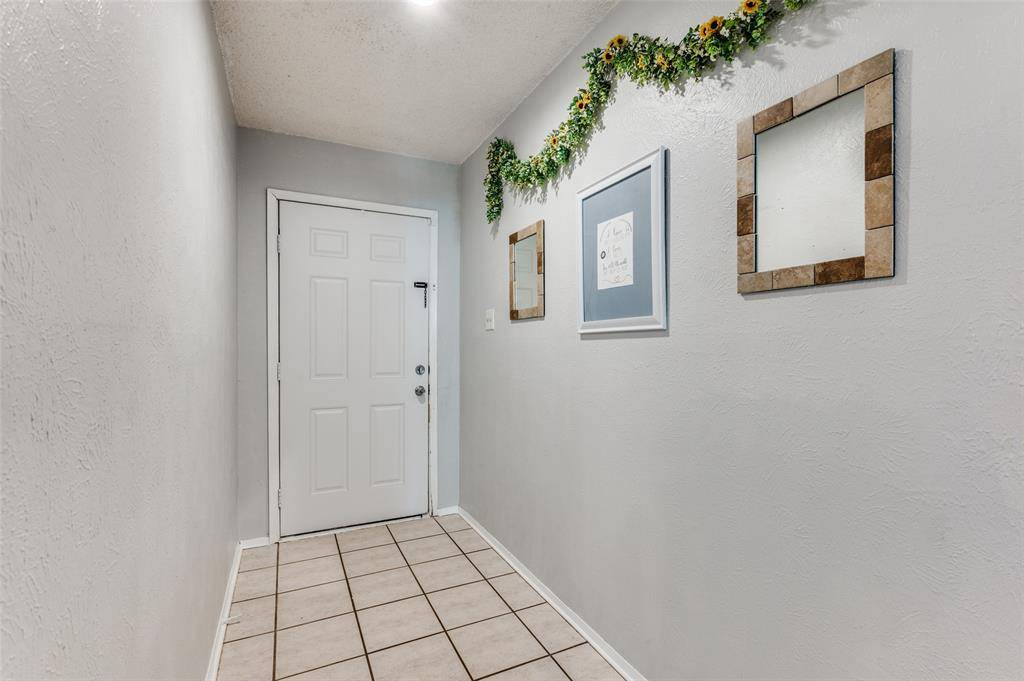 751 Tumbleweed Court, Fort Worth, TX 76108