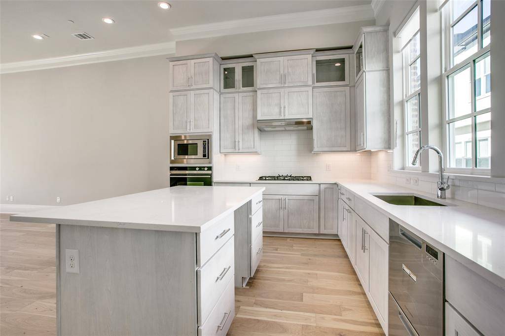 4645 New Water Lane, Dallas, TX 75219