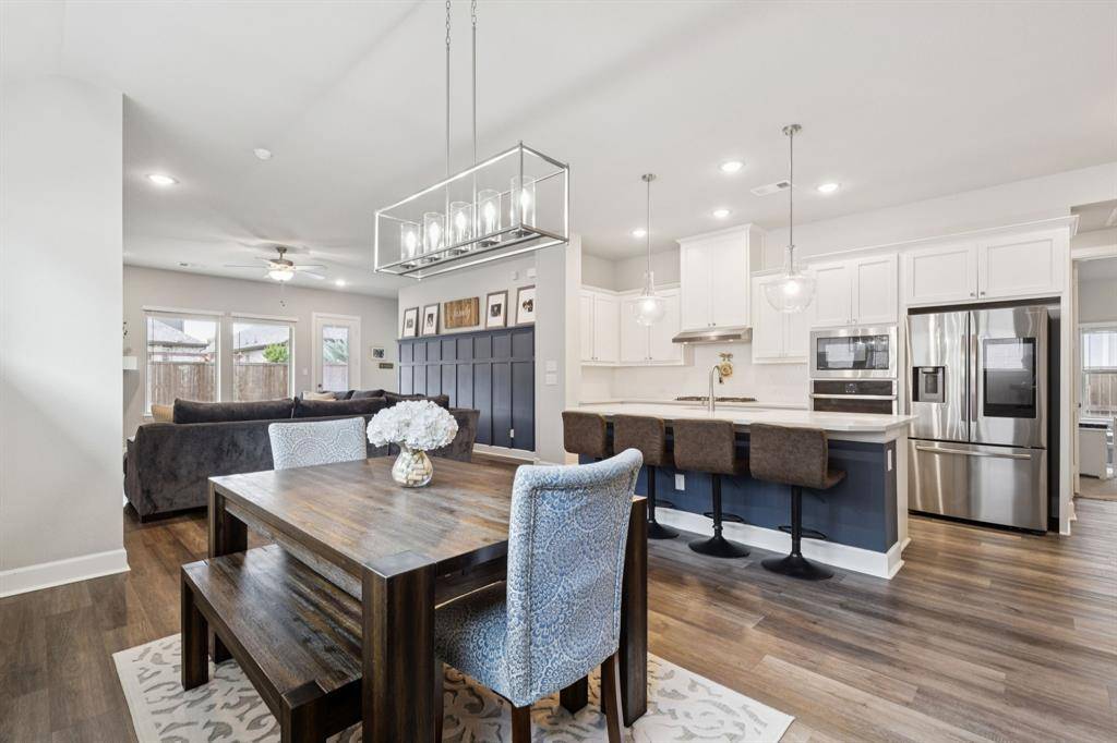 4105 Silver Spur Court, Aubrey, TX 76227