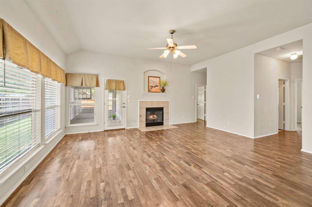 9844 Meadow Rue Drive, Mckinney, TX 75072