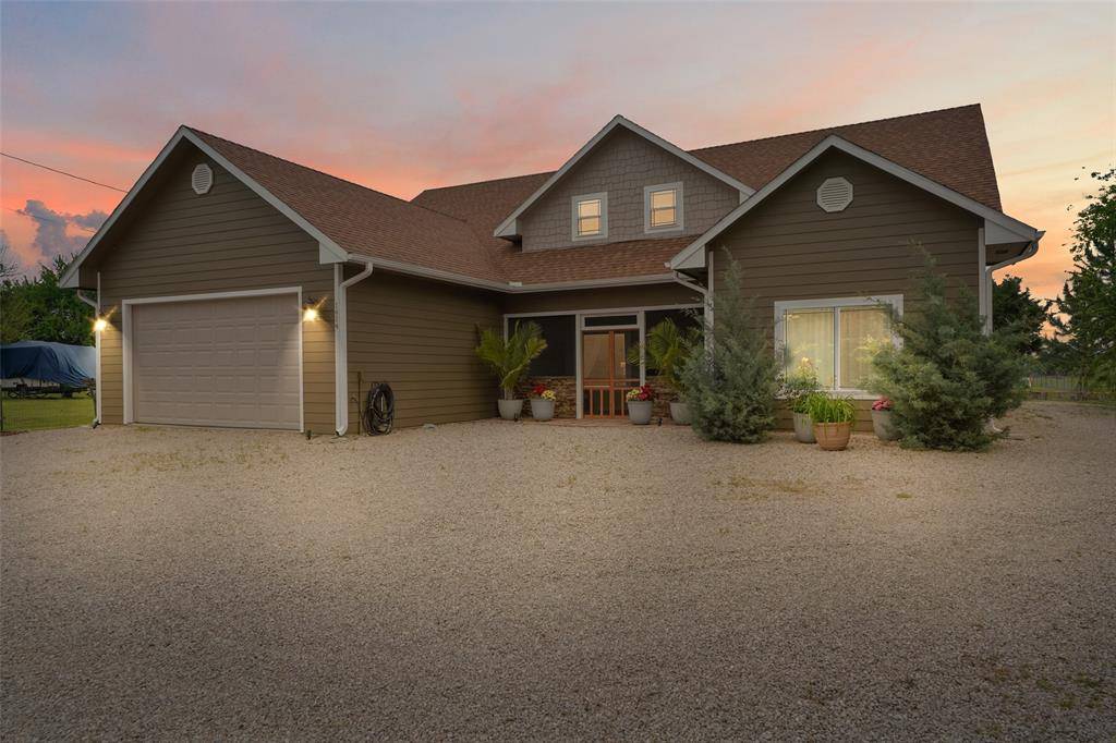 1414 Rs County Road 1605, Point, TX 75472