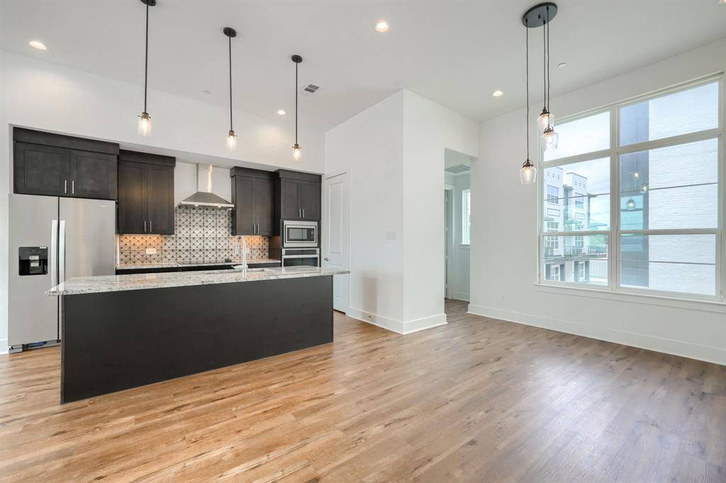 13325 Bee Street #406, Farmers Branch, TX 75234