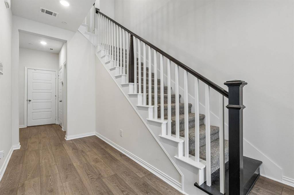 8352 Challenger Lane, Frisco, TX 75034