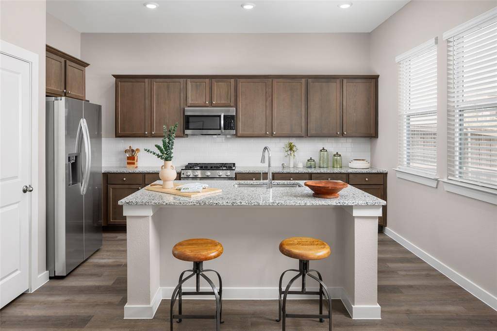 4304 Stonybrook Road, Arlington, TX 76005