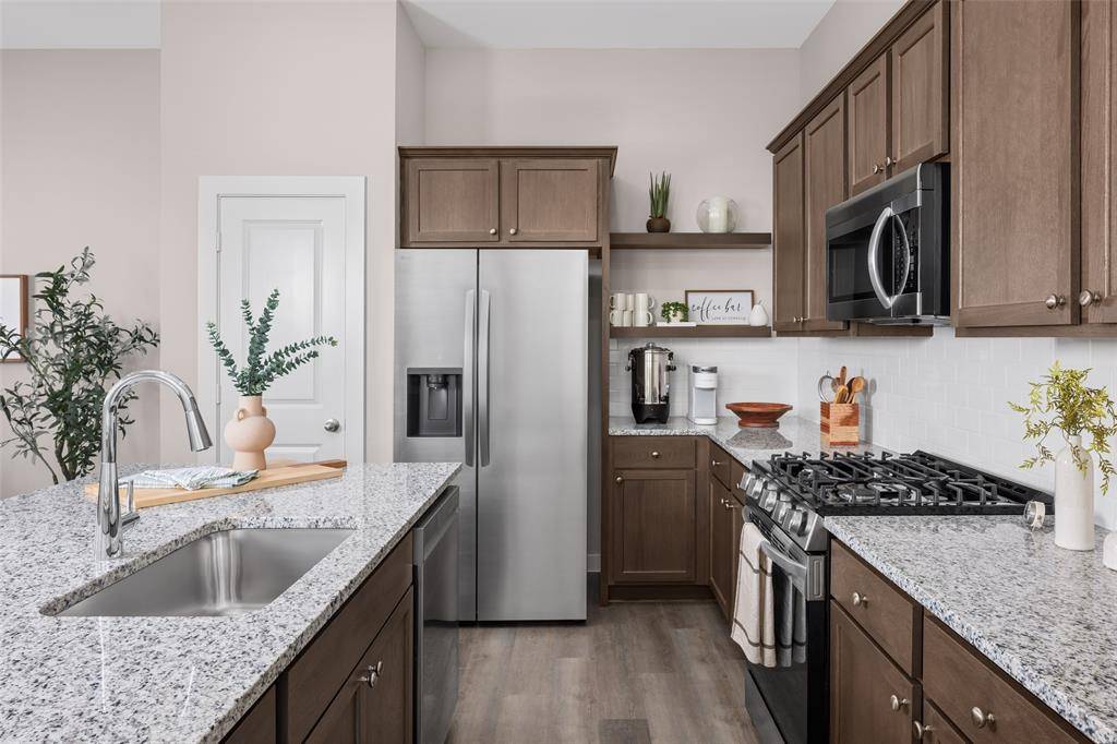 4310 Stonybrook Road, Arlington, TX 76005